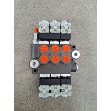 Hydrauliske ventil 40L/min 24V kontrol panel 3-sekcjonerer Elektrisk